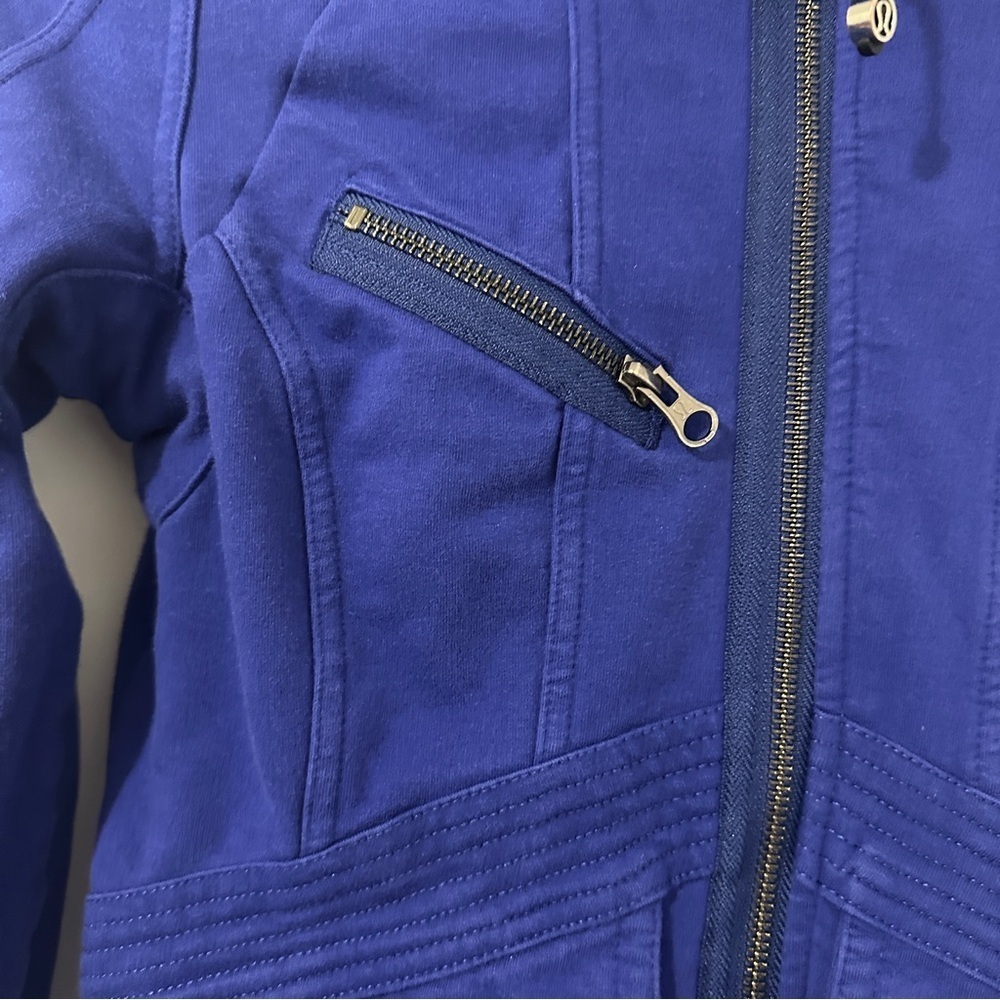 Lululemon It’s Happening Workout Running Jacket In Pigment Blue Size 4 Women’s - Picture 8 of 16